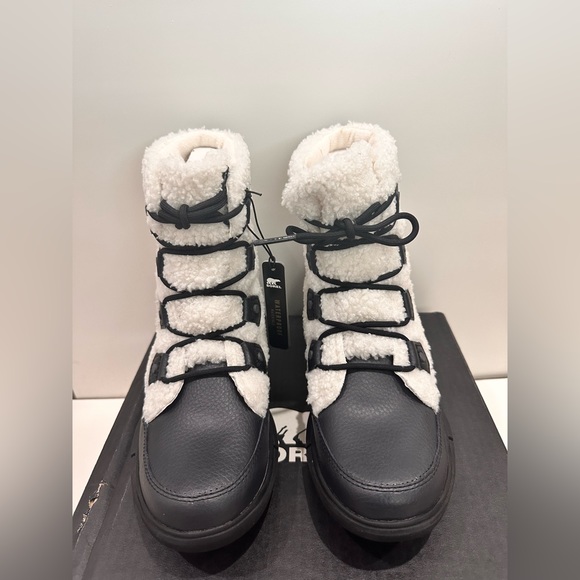 Sorel Boots Explorer ll Joan Cozy NIB - Picture 11 of 15